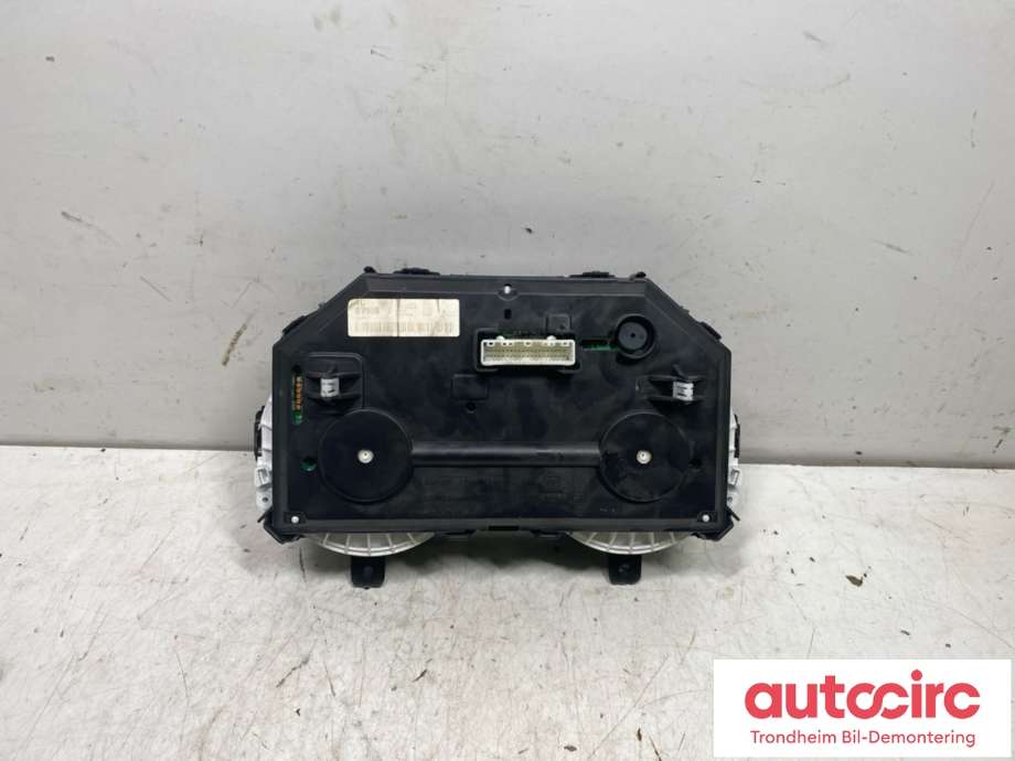 Instrumentpanel til Nissan Juke 2014-2018 (Fase 2)  (24810BV93B|)