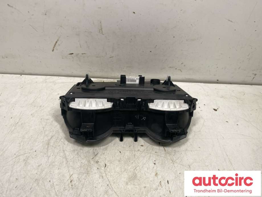 Instrumentpanel til Nissan Juke 2014-2018 (Fase 2)  (24810BV93B|)