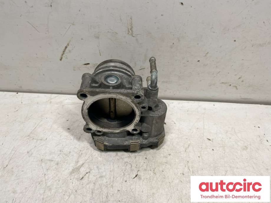 Spjeldhus til Nissan Juke 2014-2018 (Fase 2) (161191TT0A|8180778007|MR16-26750)
