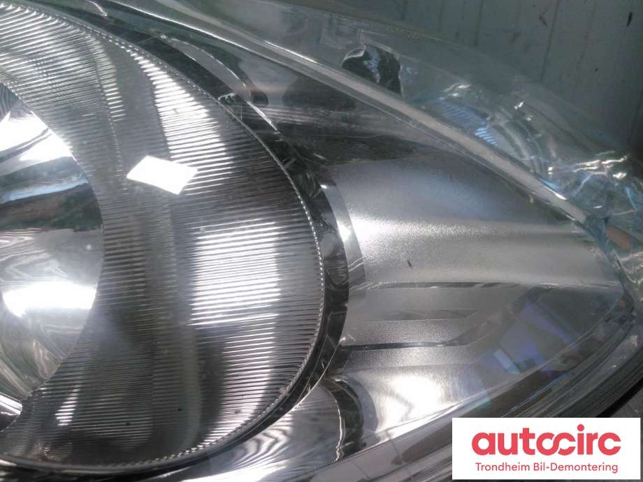 Frontlykt høyre halogen til Citroën C3 2010-2016 (Type II) (...|1606930080|)
