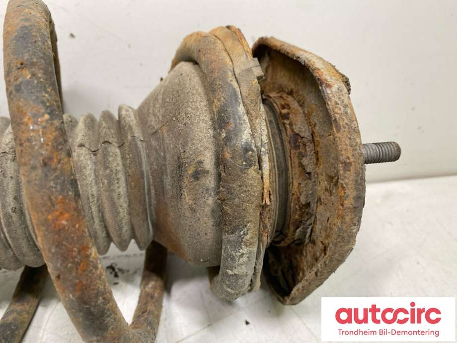 Fjærbein venstre foran til Toyota Avensis 2003-2008 (Type II)  (4852009G30|)
