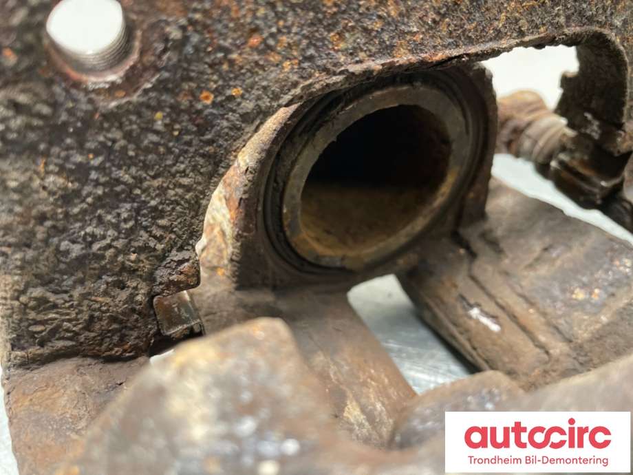 Bremsecaliper høyre foran til Toyota C-HR 2016-->> (..|47730F4010|)