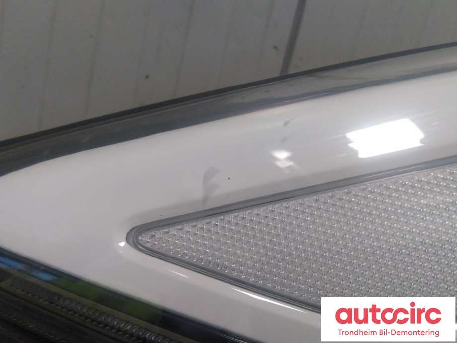 Frontlykt høyre halogen til Kia Soul 2014-2019 (Type II)  (KIA|92102E-40101-D|92102E40101D|)