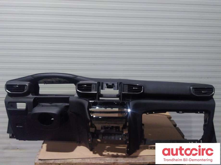 Dashbord til Ford Explorer, 2020-->>  (LES INFO|2498561)