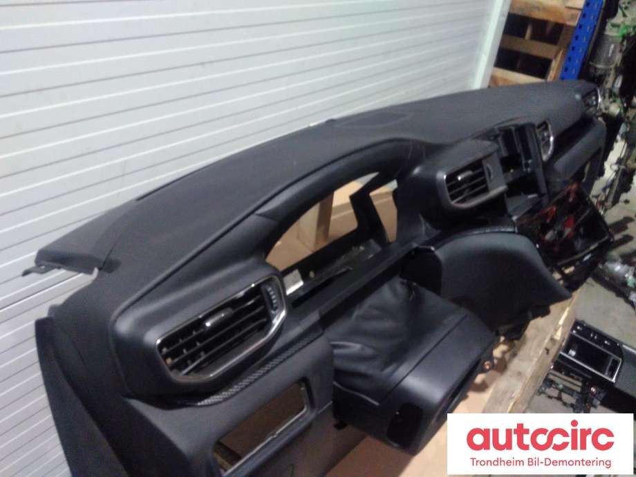 Dashbord til Ford Explorer 2020-->>  (LES INFO|2498561|2707167|LB5B-S043C96-DS3ZHE| LB5B-S043C96-AKC3ZHE)