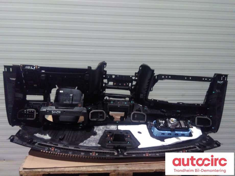 Dashbord til Ford Explorer 2020-->>  (LES INFO|2498561|2707167|LB5B-S043C96-DS3ZHE| LB5B-S043C96-AKC3ZHE)