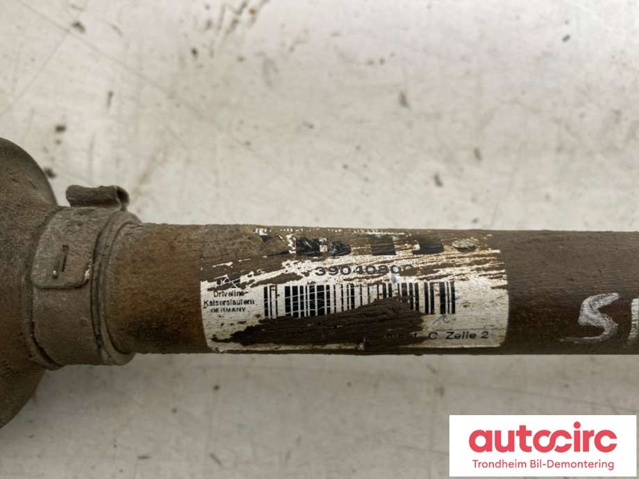 Drivaksel venstre foran, bensin/automat til Opel Astra K 2015-->>  (..|13420982|39083500|39040800| 95522377| 95527517| 95524089| 39083500)
