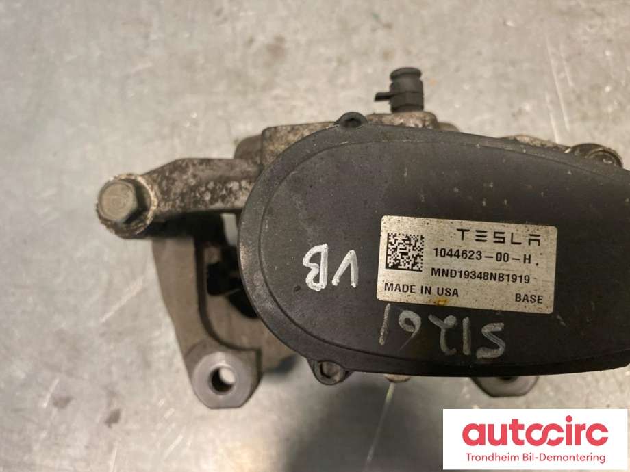 Bremsecaliper venstre bak, elektrisk til Tesla Model 3 2018-2023 (Fase 1)  (..|1044623-00-H|1044623-00-G|1044623-97-F| 1044623-00-I| 1044623-00-H)
