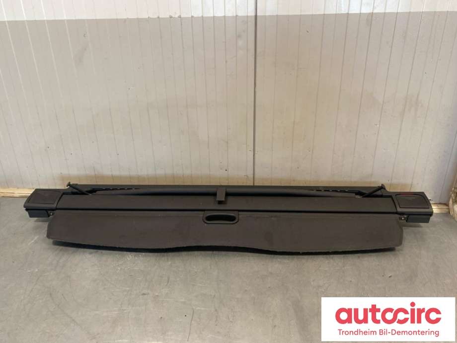 Bagasjerom rollon til BMW 3-Serie 2005-2011 (E90/E91/E92/E93) (E90/E91/E92/E93) (BMW|9152047|51479152047|)