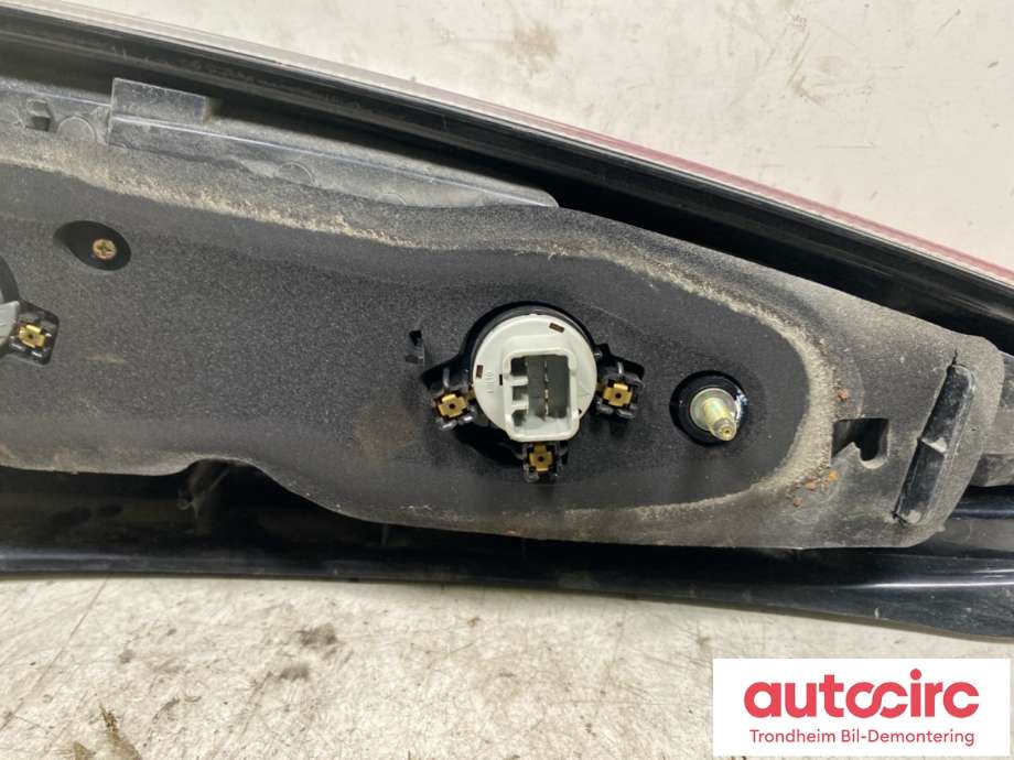 Baklykt høyre til Toyota Yaris Verso 1999-2007  (..|8155052351|8155052350|)