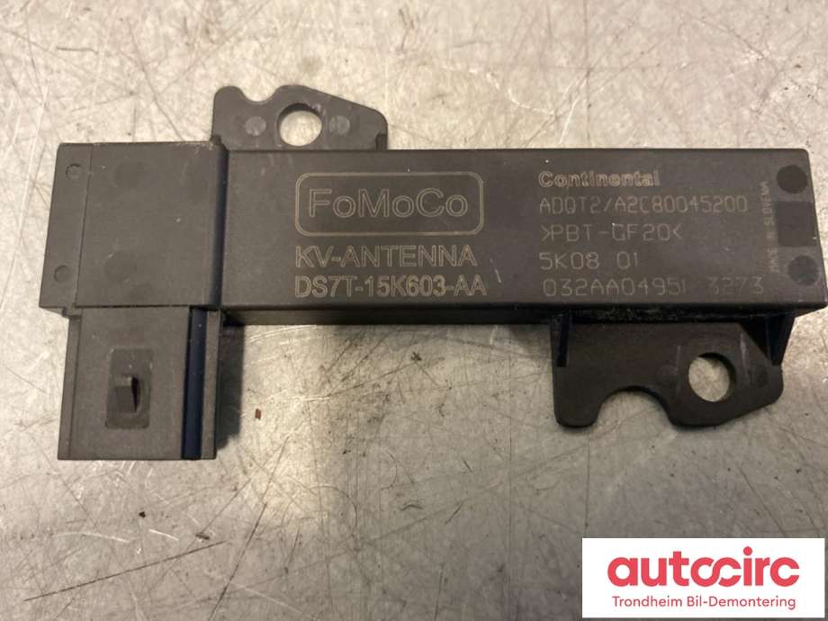 Antenne forsterker til Ford Mondeo 2014-2019 (Type V, Fase 1)  (CONTINENTAL|DS7T-15K603-AA|5195566|)