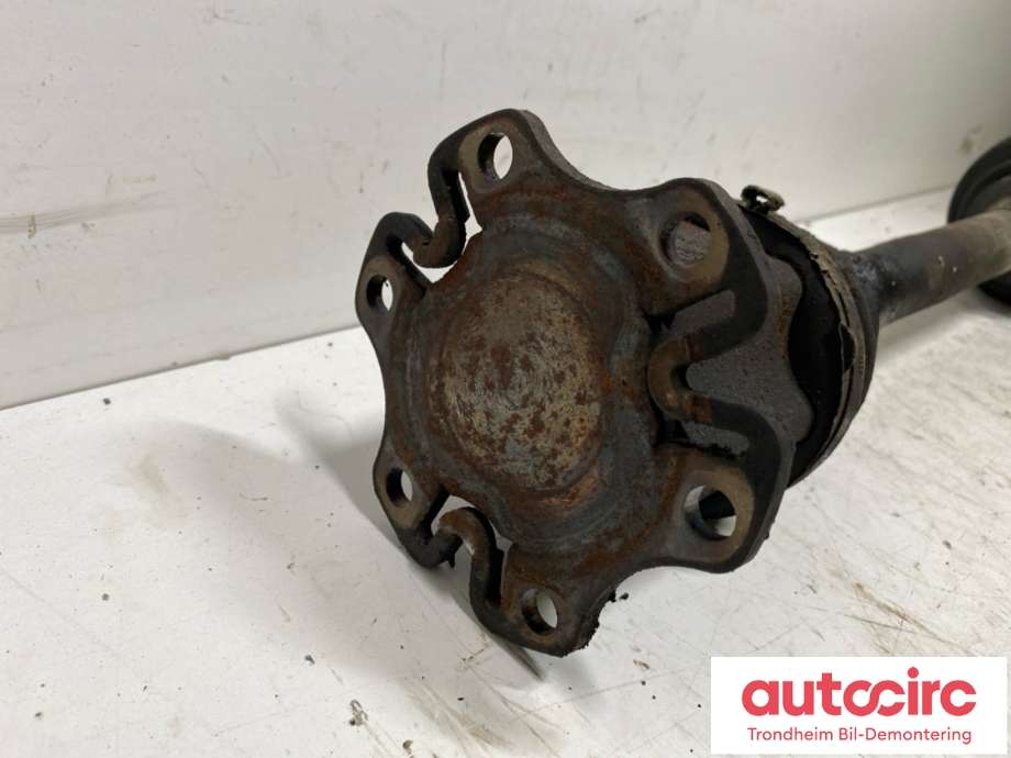 Drivaksel høyre foran, diesel/automat til Audi A4 2004-2008 (Type III) (B7) (B7) (8E0407271BK|8E0407451SX|)