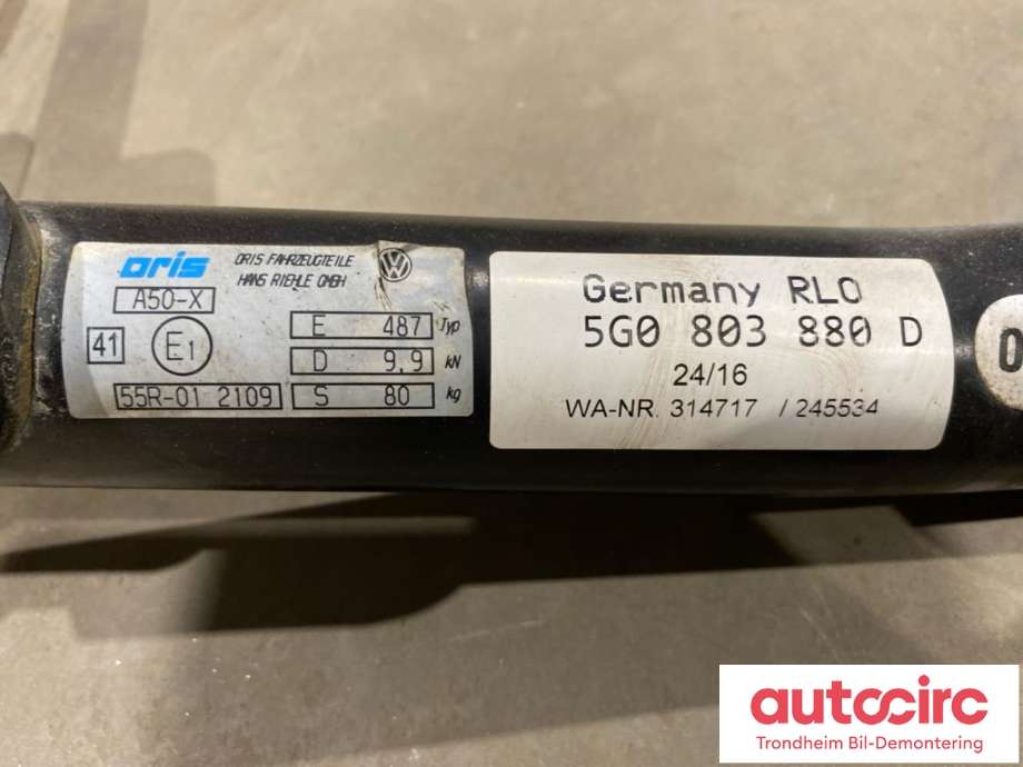 Hengerfeste til VW Golf VII 2017-2020 (Fase 2) (EL INNFELLBART. ORIS|5G0803880D|)