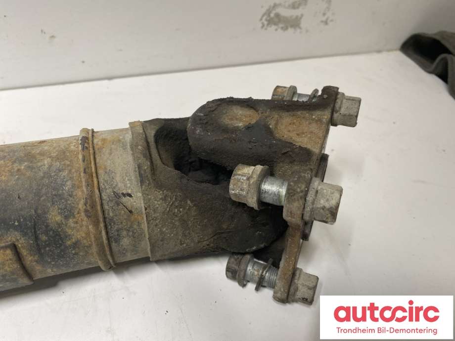 Mellomaksel fremre til Toyota Land Cruiser 150 2010-2013 (Fase 1)  (..|3714060530|)