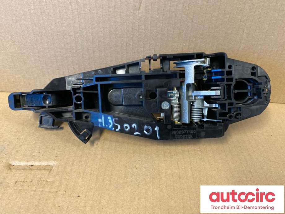 Dørhåndtak utv høyre bak til Peugeot e-2008 2019-->>  (..|9802977180|980297821T|98 029 782 1T| 98 029 771 80)