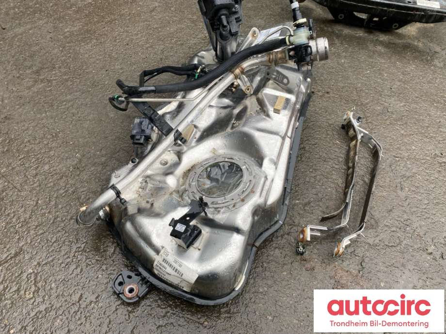 Bensintank til Volvo V60 / V60 CC 2018-->> (Type II) (..|31465844|)