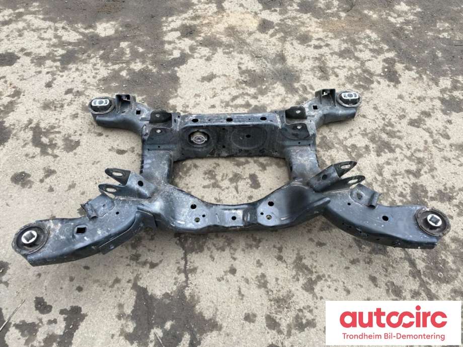 Travers bak til Ford Explorer 2020-->> (..|MB5C-5K067-DF|2646899|)
