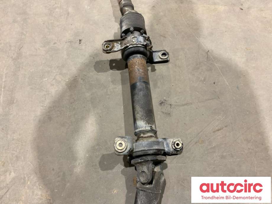 Mellomaksel til Mitsubishi Outlander 2003-2006 (Type I) (..|MN147054|)