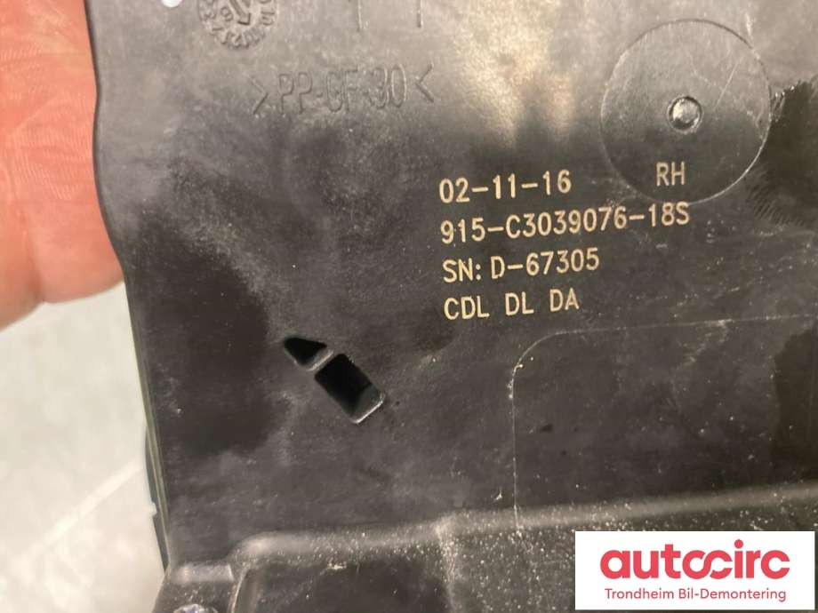 Låsekasse høyre bak til Opel Astra K 2015-->> (...|13598376|13596954|13533626)