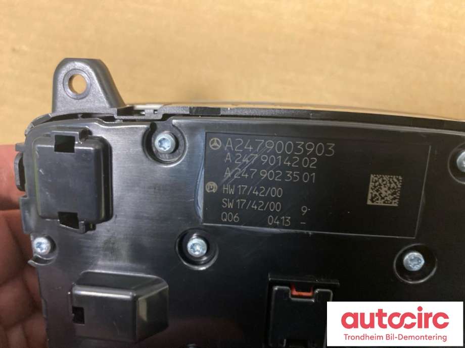 Bilstereo navigasjon betjeningspanel til Mercedes A-Klasse 2018-->> (W177) (W177) (...|A2479003903|)