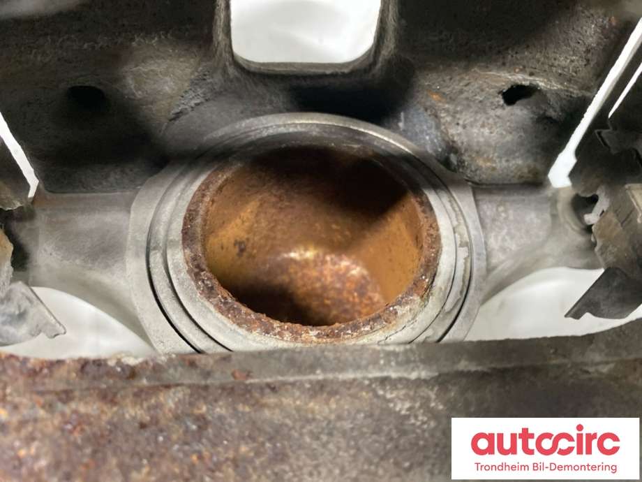 Bremsecaliper venstre foran til Hyundai Kona 2017-2021 (Type I, Fase 1)  (58110K4100|58180K4A10|)