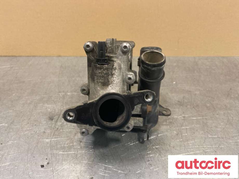 EGR-kjøler til Jaguar XE 2015-->>  (MAHLE|JDE38492|G4D39F464AD|11071513116| G4D3-9F464-AD)
