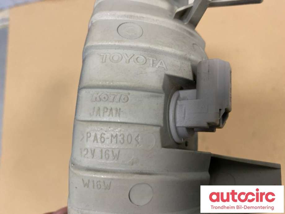 Baklykt bremselys bakrute til Toyota Yaris Verso 1999-2007  (...|8157052020|)