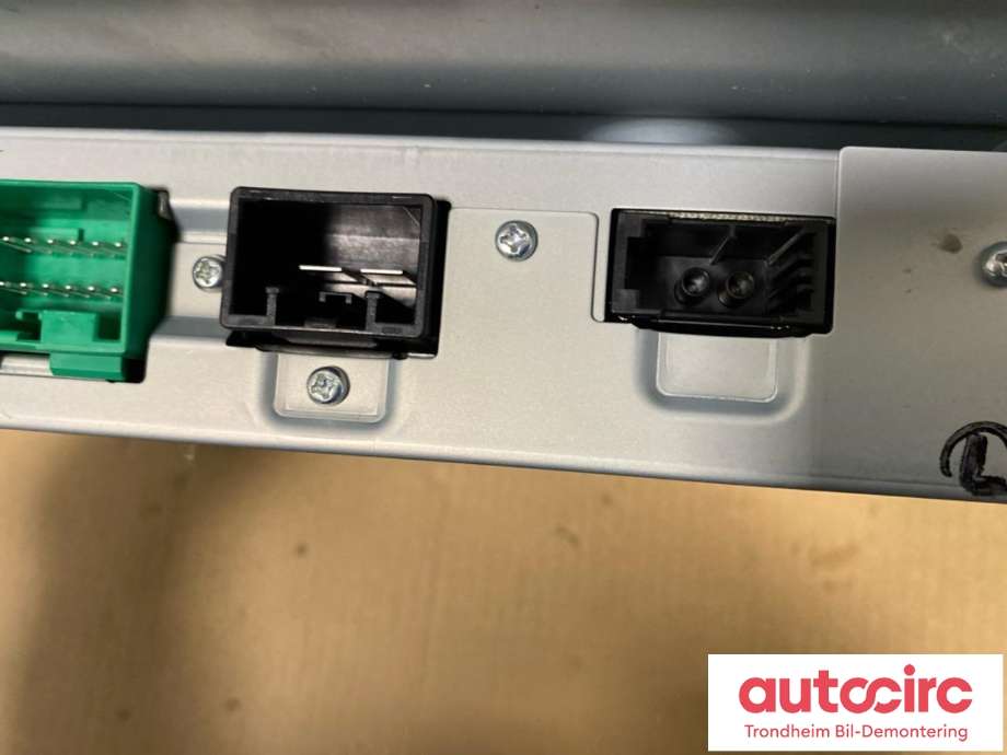 Bilstereo forsterker til Volvo XC60 2014-2017 (Type I, Fase 2)  (...|31409935|31409622|36003216)