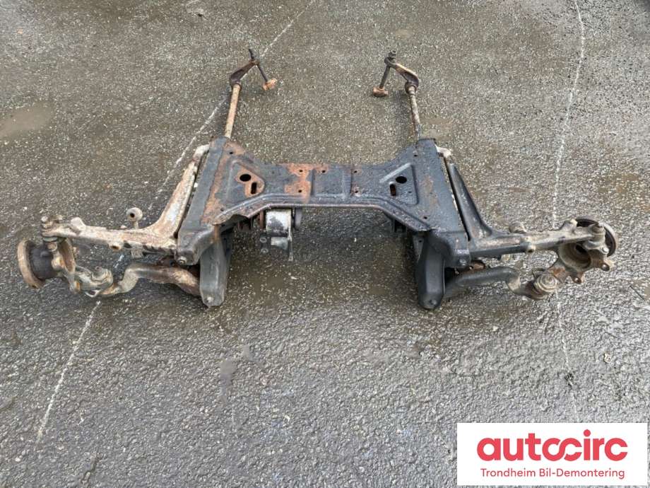 Travers foran hoved til VW Transporter / Caravelle 1990-2003 (T4) (T4) (..|701499031H|701 499 031 H|)