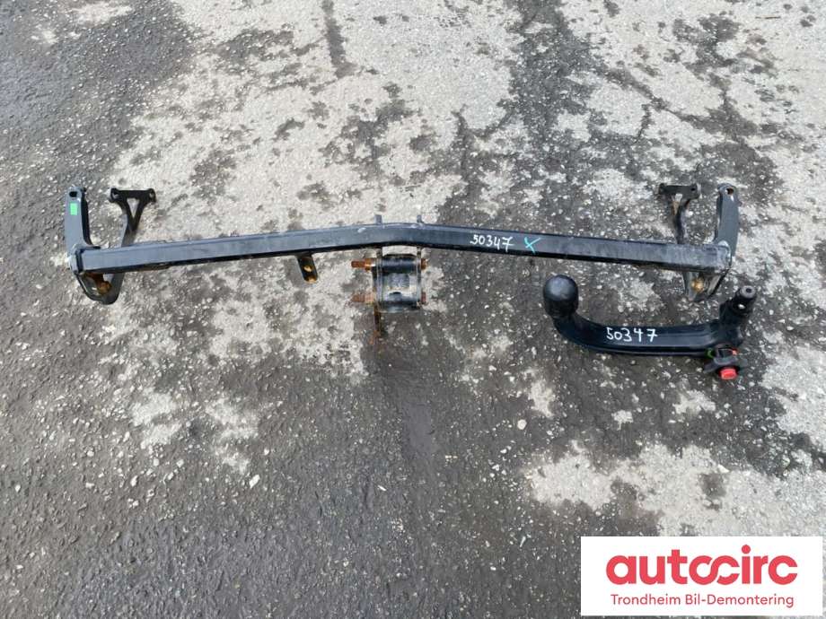 Hengerfeste til Peugeot 3008 2016-->> (Type II)  (..|9810078880|1613458680|95599834)