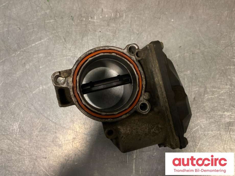 Spjeldhus til Ford Kuga 2013-2019  (VDO|9M5Q-9E926-AA|1700259|)