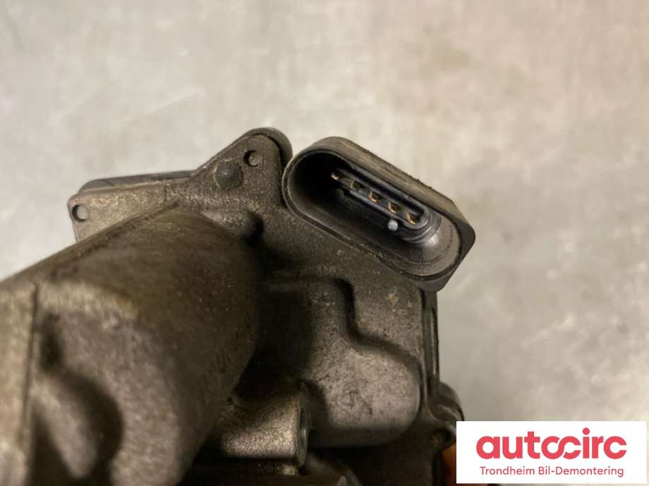 Spjeldhus til Ford Kuga 2013-2019  (VDO|9M5Q-9E926-AA|1700259|)