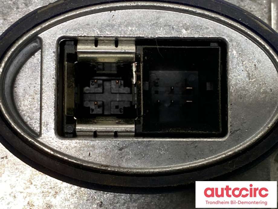 Styreenhet xenon/ballast til BMW 5-Serie 2010-2017 (F10/F11) (F10/F11) (AL|7 286 090|63 11 7 317 408|130732931700)