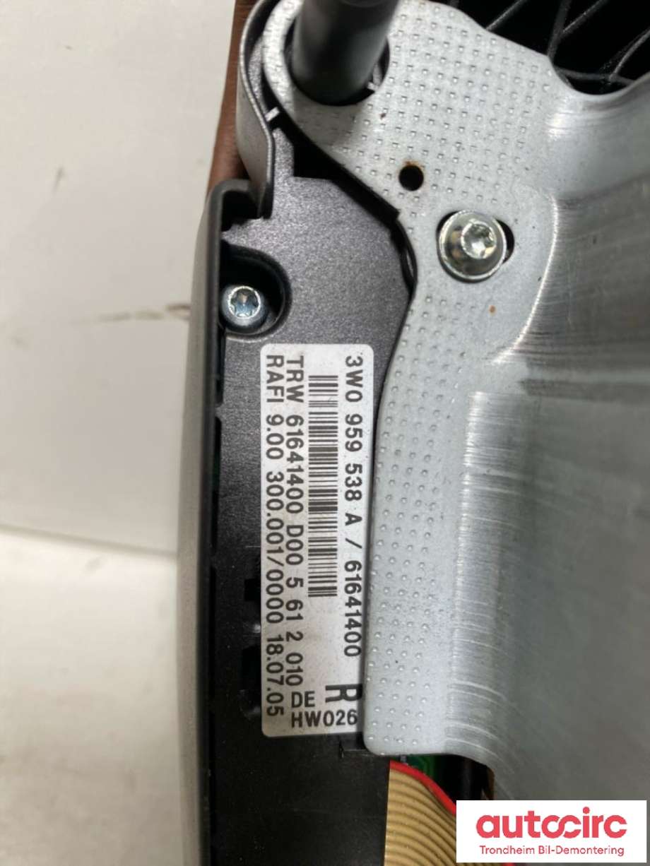 Airbag rattpute til Bentley Flying Spur 2005-2013  (LES INFO|3W0880199R|3W0880199AJ|3W0 880 199 AJ| 3W0 880 199 R)