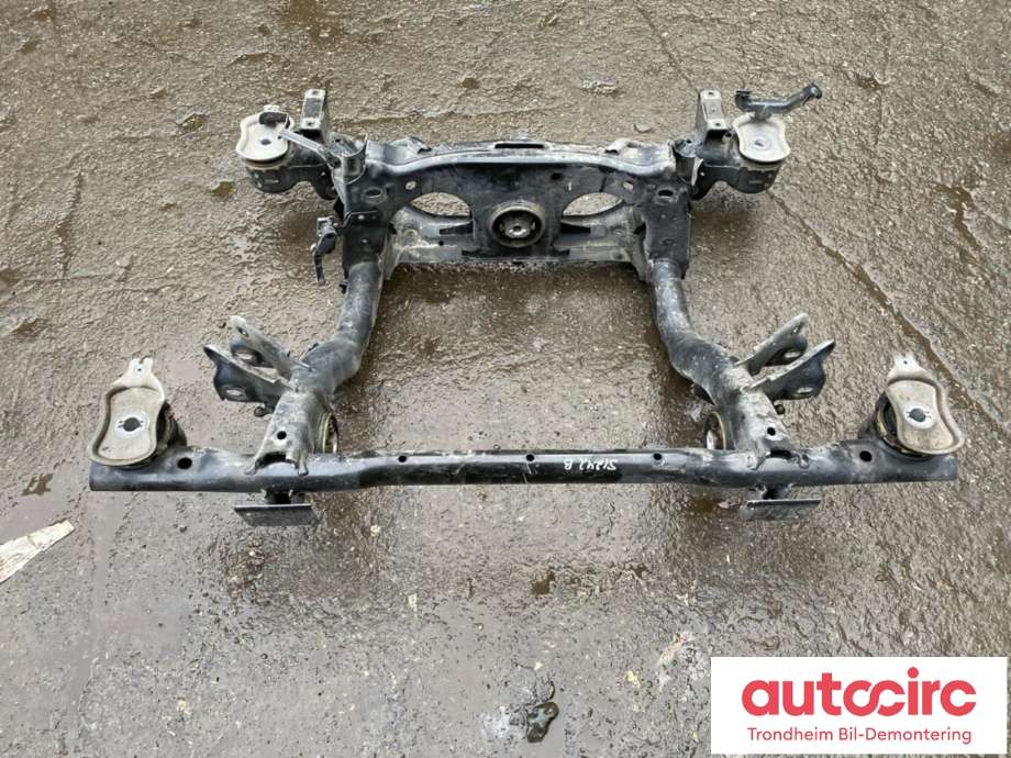 Travers bak til Audi Q4 e-tron 2021-->>  (..|1EA505235BE|1EA505235BQ|1EA 505 235 BE| 1EA 505 235 BQ)
