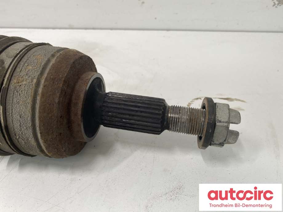 Drivaksel venstre foran, bensin/automat til Renault Captur 2013-2020 (Type I)  (391010433R|391015196R|)