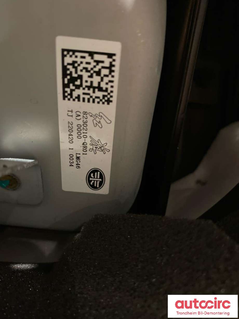 Dashbord til Hongqi E-HS9 2022-->>  (HONGQI|)