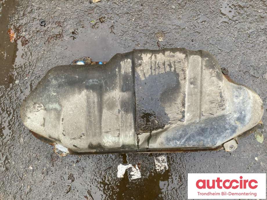 Dieseltank til Toyota Yaris Verso 1999-2007 (LES INFO|77001-52090|77001-52030|77001-46030| 7700152090| 7700152030| 7700146030)