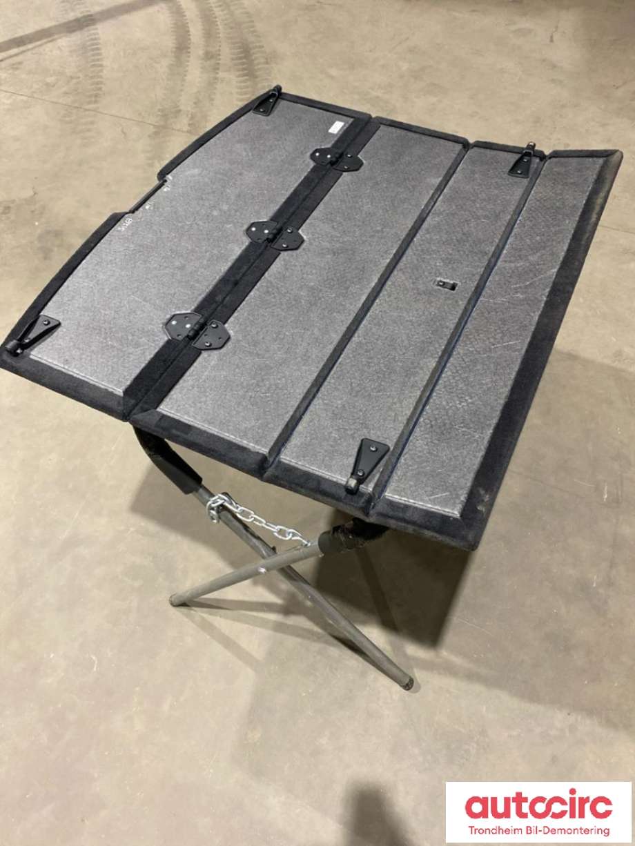 Bagasjerom teppe/gulvplate til Fisker Ocean 2022-2024  (FISKER|FM2940350001C|)