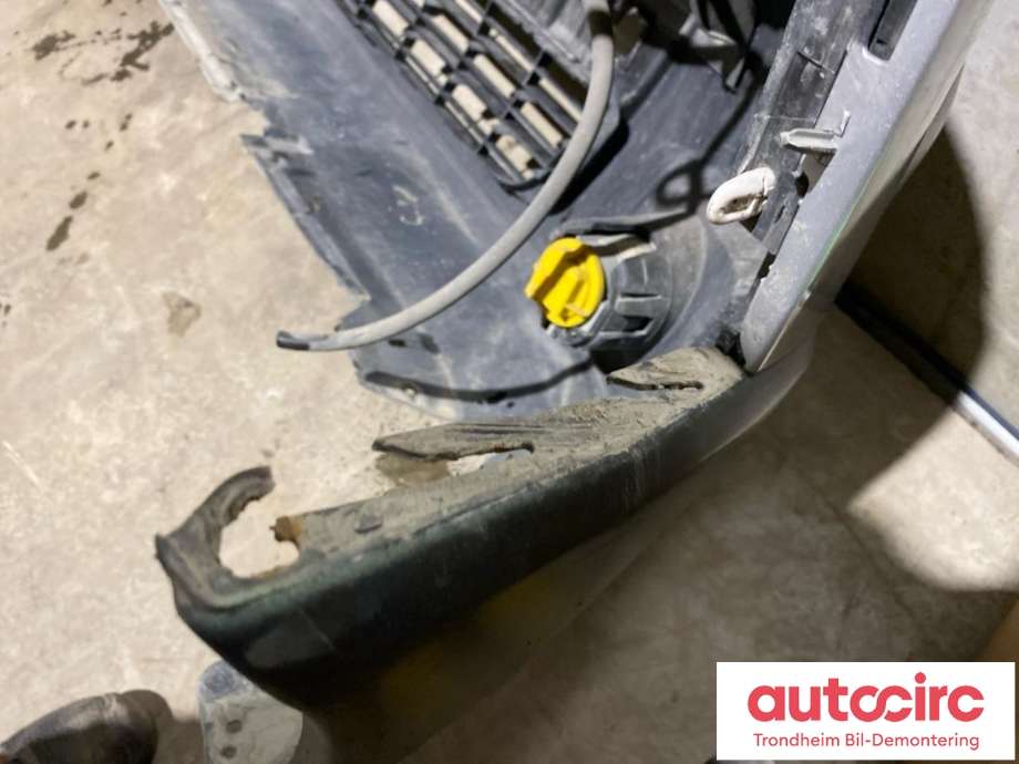 Støtfanger foran til Peugeot Expert 2007-2016 (Type II)  (ULAKKERT TYPE|7401FQ|7401 FQ|)