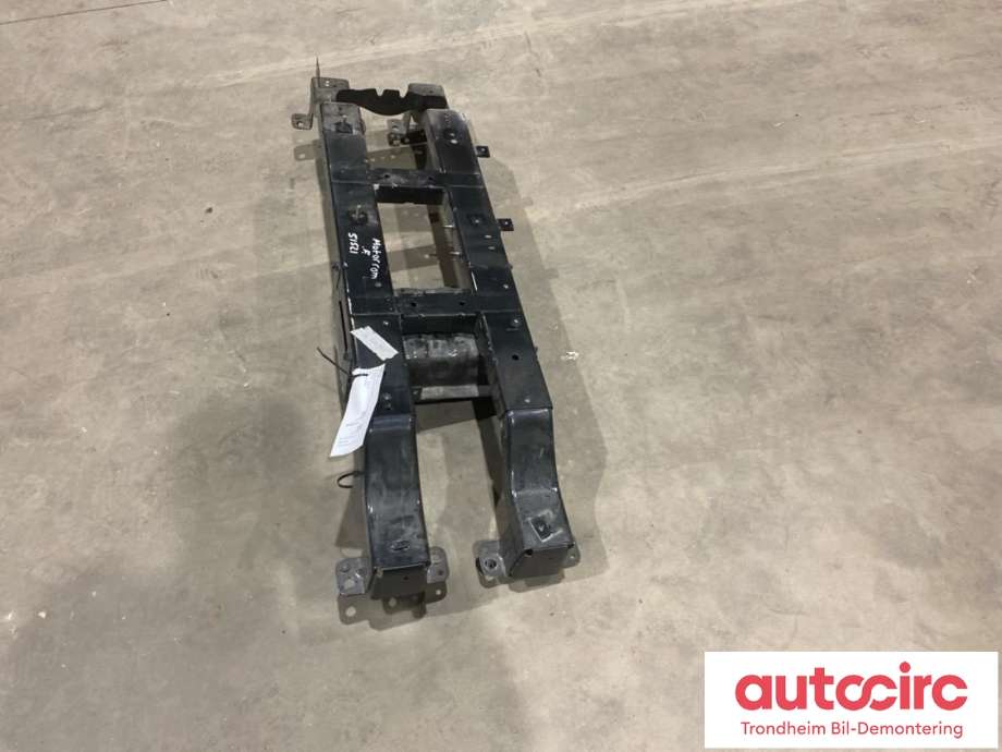 Motorfeste til Maxus e-Deliver 9 2020-->>  (..|)