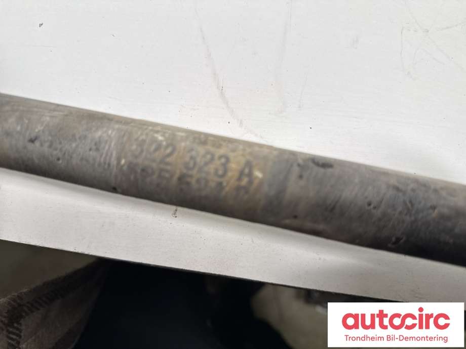 Drivaksel venstre bak, diesel/automat til Mercedes ML 2005-2011 (W164) (W164) (..|A1643501210|A1643502910|)