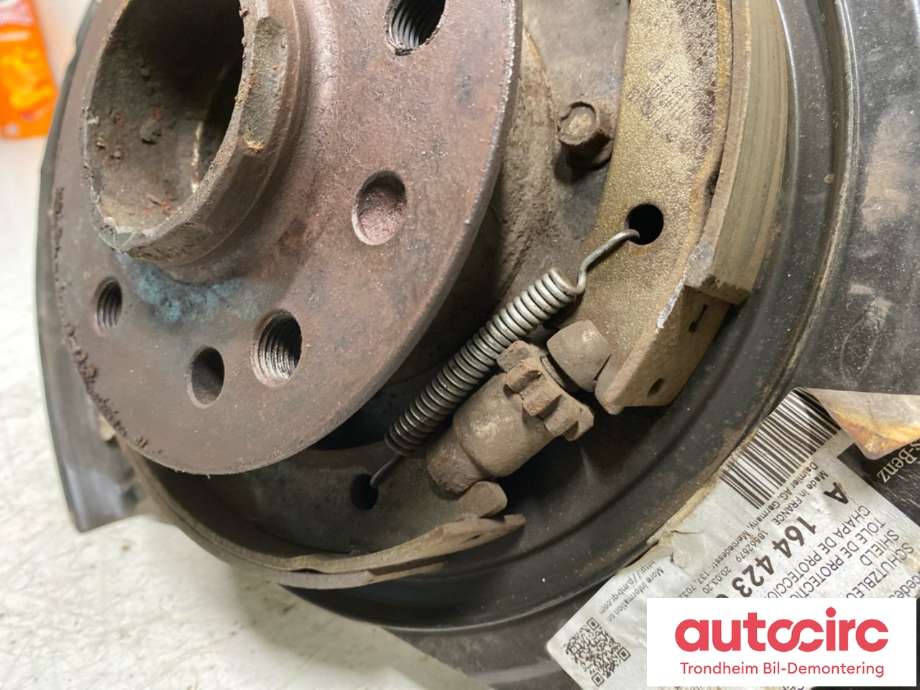 Hjulspindel høyre bak til Mercedes ML 2005-2011 (W164) (W164) (..|A1643500808|A1643501408|)