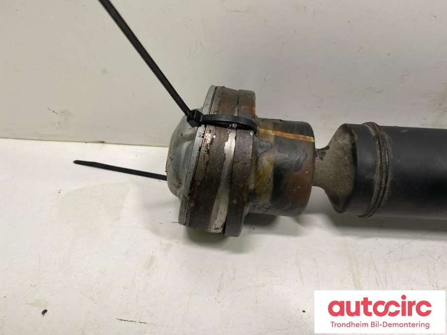 Mellomaksel fremre til Mercedes ML 2005-2011 (W164) (W164) (..|A1644100501|A1644100701|)