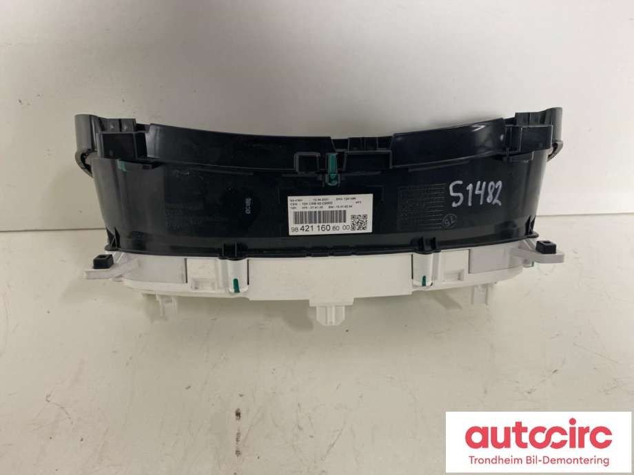 Instrumentpanel til Opel Vivaro C 2020-->>  (..|984211608000|)
