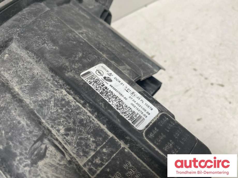 Frontlykt venstre xenon til Opel Vivaro C 2020-->> (..|9832837680-00|)