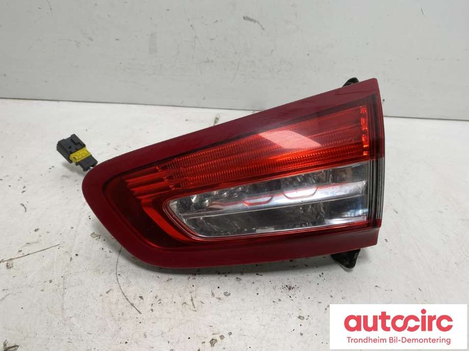 Baklykt høyre indre til Citroën DS5, 2012-2017  (9803167980)