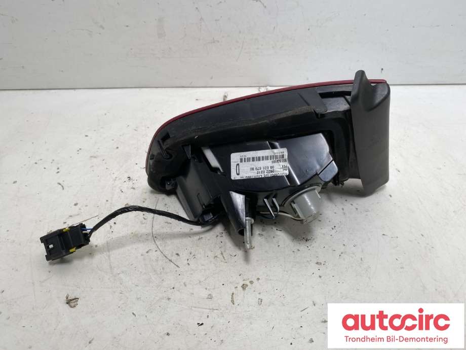 Baklykt høyre indre til Citroën DS5 2012-2017  (9803167980|)