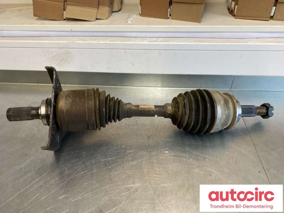 Drivaksel høyre foran, diesel/automat til Isuzu D-Max 2021-->> (Type III)  (..|8983929650|)