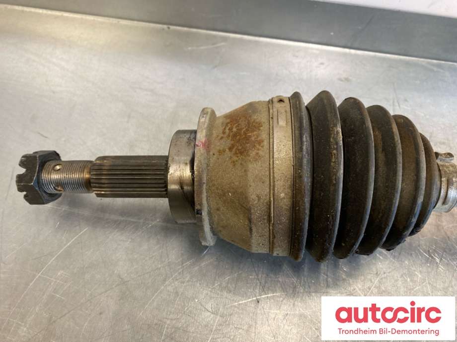 Drivaksel venstre foran, diesel/automat til Isuzu D-Max 2021-->> (Type III)  (..|8983929650|)